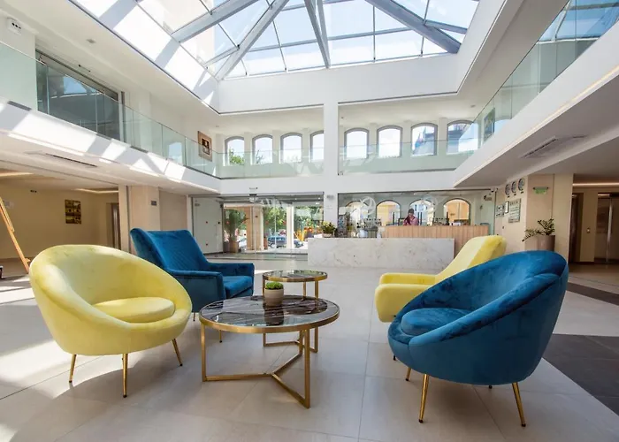 Belvedere ホテル プリモルスコ